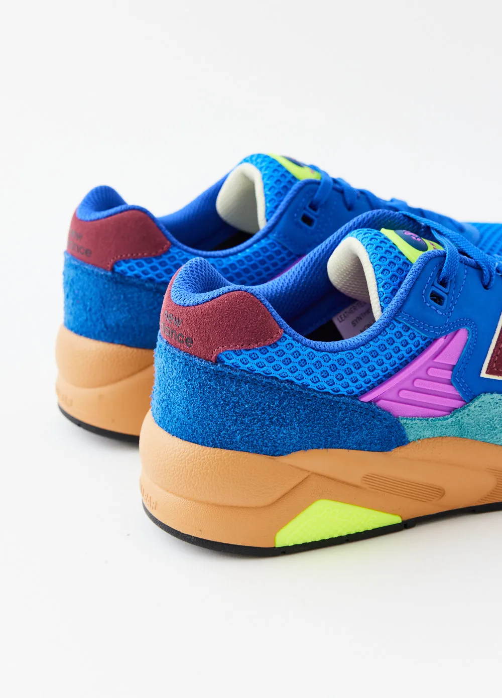 580 Sneakers