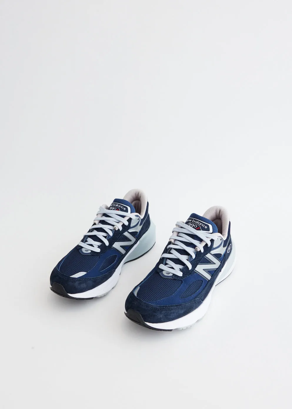 990v6 'Navy' Sneakers