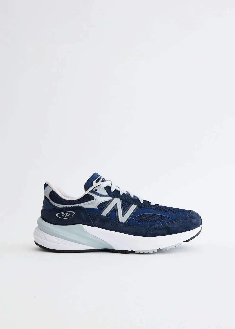 990v6 'Navy' Sneakers
