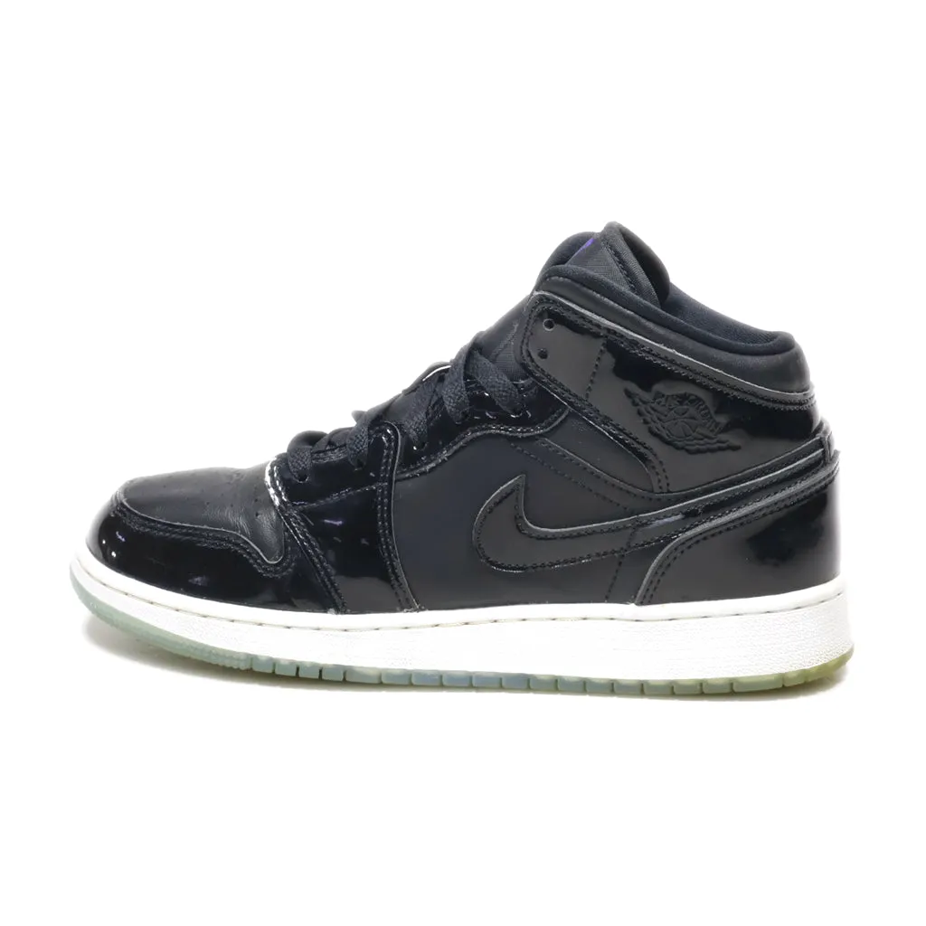 Air Jordan Air Air Jordan 1 Mid Se High-Top Sneakers Leather Black Colour For Women