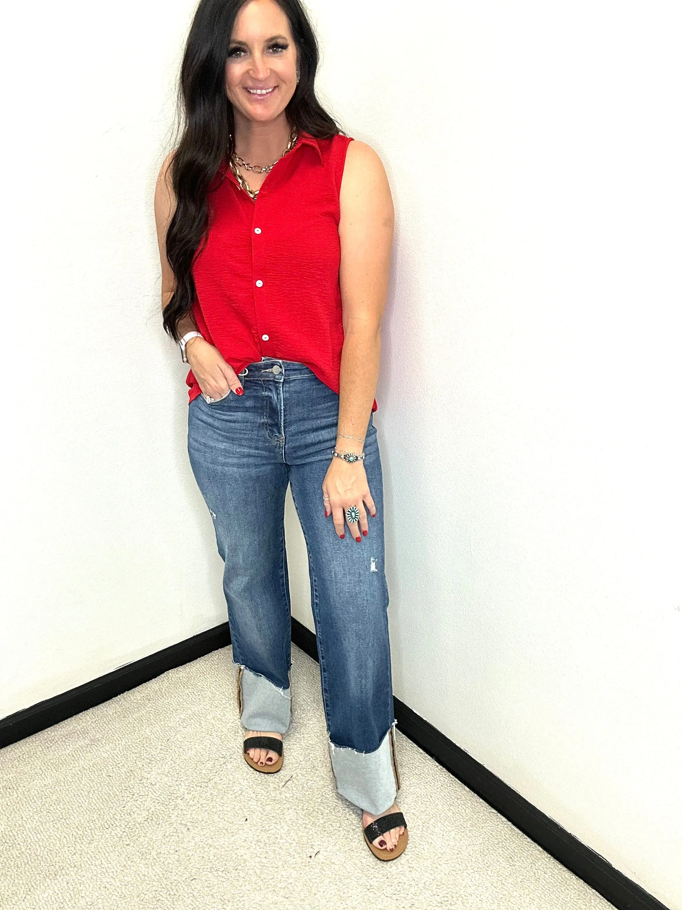 Andree by Unit Sleeveless Button Down Blouse Red