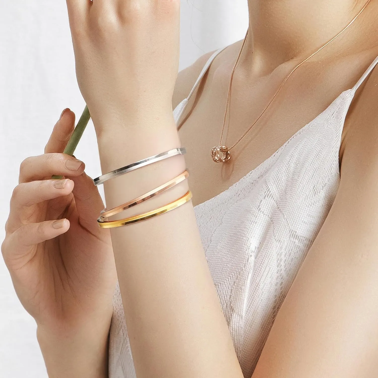 Engraved Bracelets For Women Stainless Steel Bracelet Personalized Gold Plated Bangle Birthday Gift Girls Mother's Day Valentine's Day