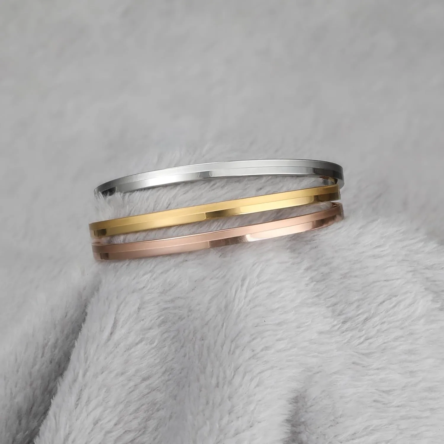 Engraved Bracelets For Women Stainless Steel Bracelet Personalized Gold Plated Bangle Birthday Gift Girls Mother's Day Valentine's Day