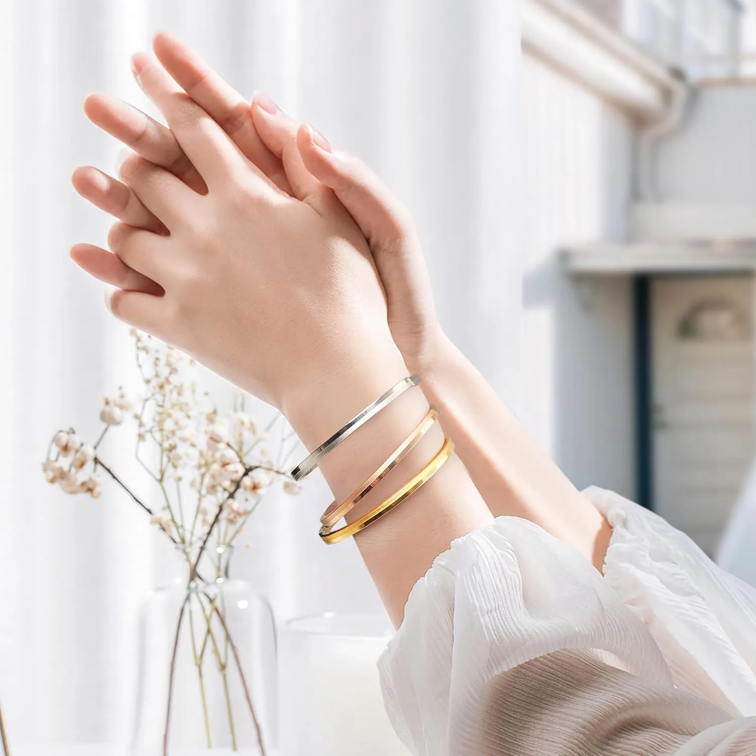 Engraved Bracelets For Women Stainless Steel Bracelet Personalized Gold Plated Bangle Birthday Gift Girls Mother's Day Valentine's Day