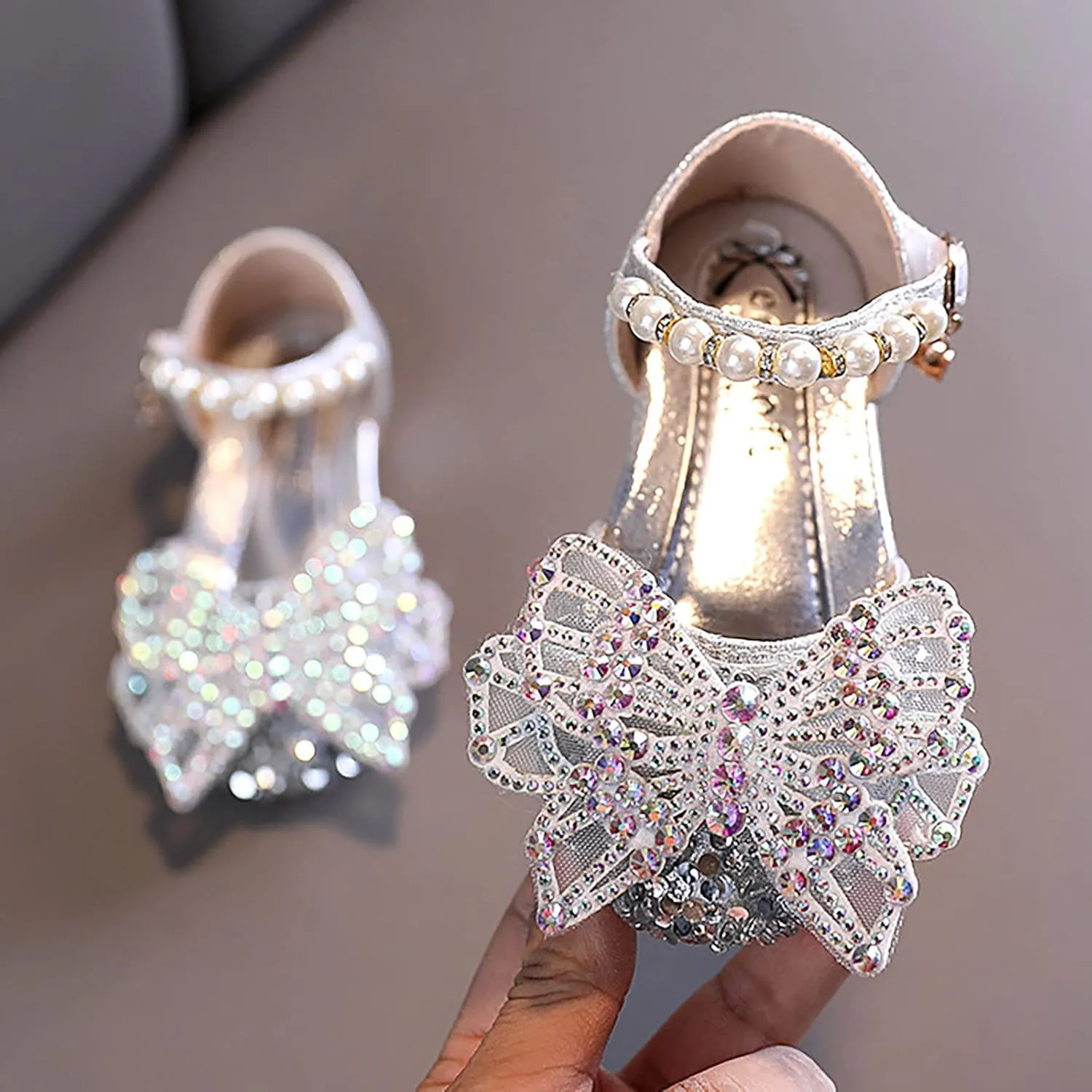 Fashion Spring And Summer Girls Sandals Dress Performance Dance Shoes Mesh Rhinestone Butterfly Pearl Belt