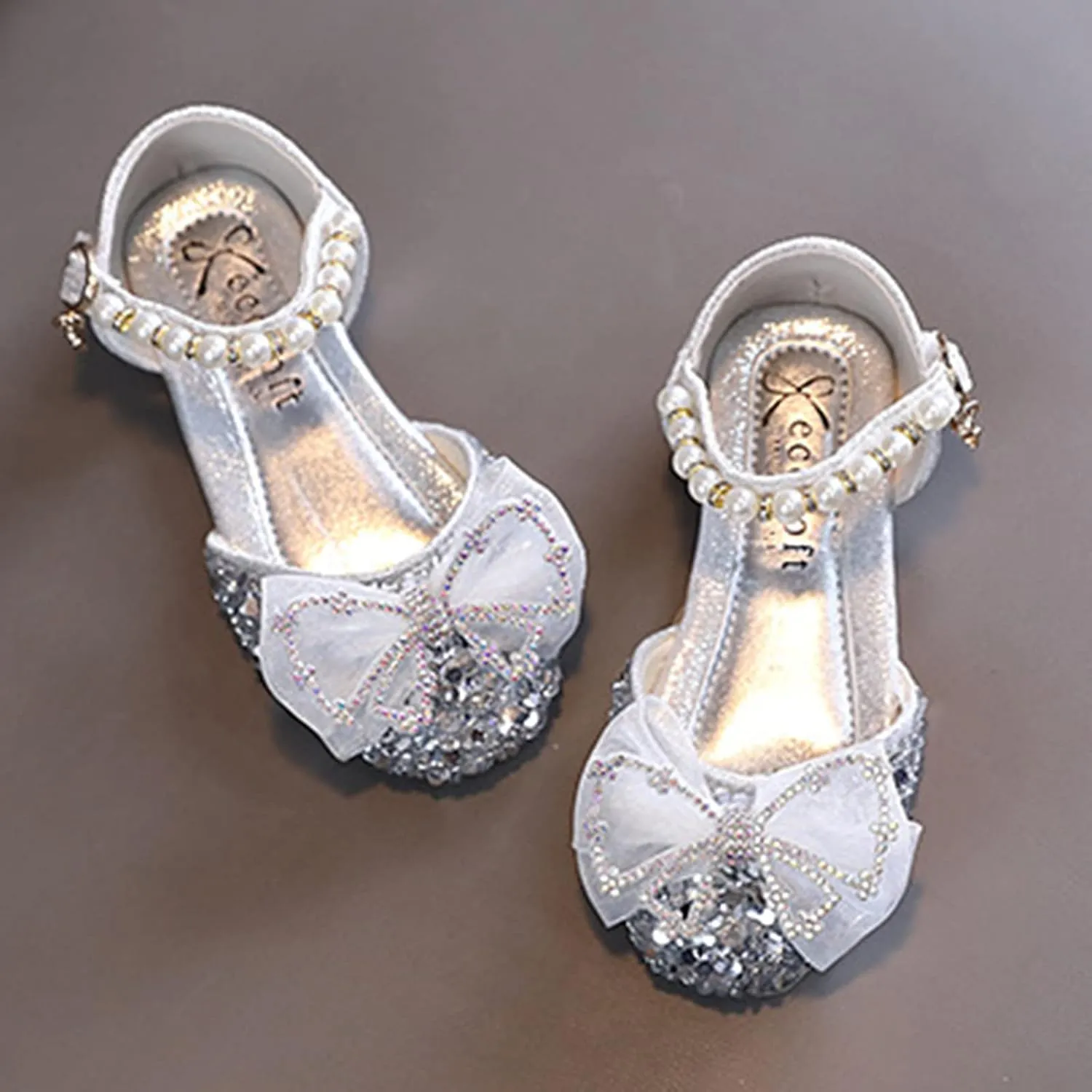 Fashion Summer Girls Sandals Dress Performance Dance Shoes Flat Light Sequins Pearl Mesh Bow Girls Jelly Sandals