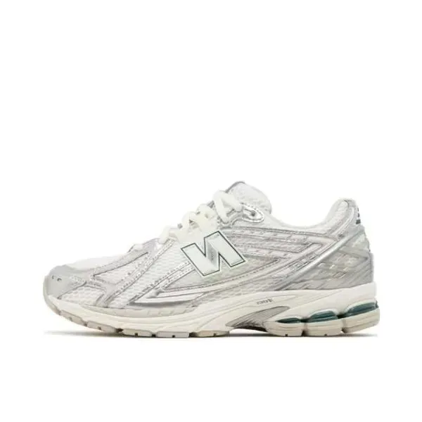 New Balance 1906R Silver Metallic Cream