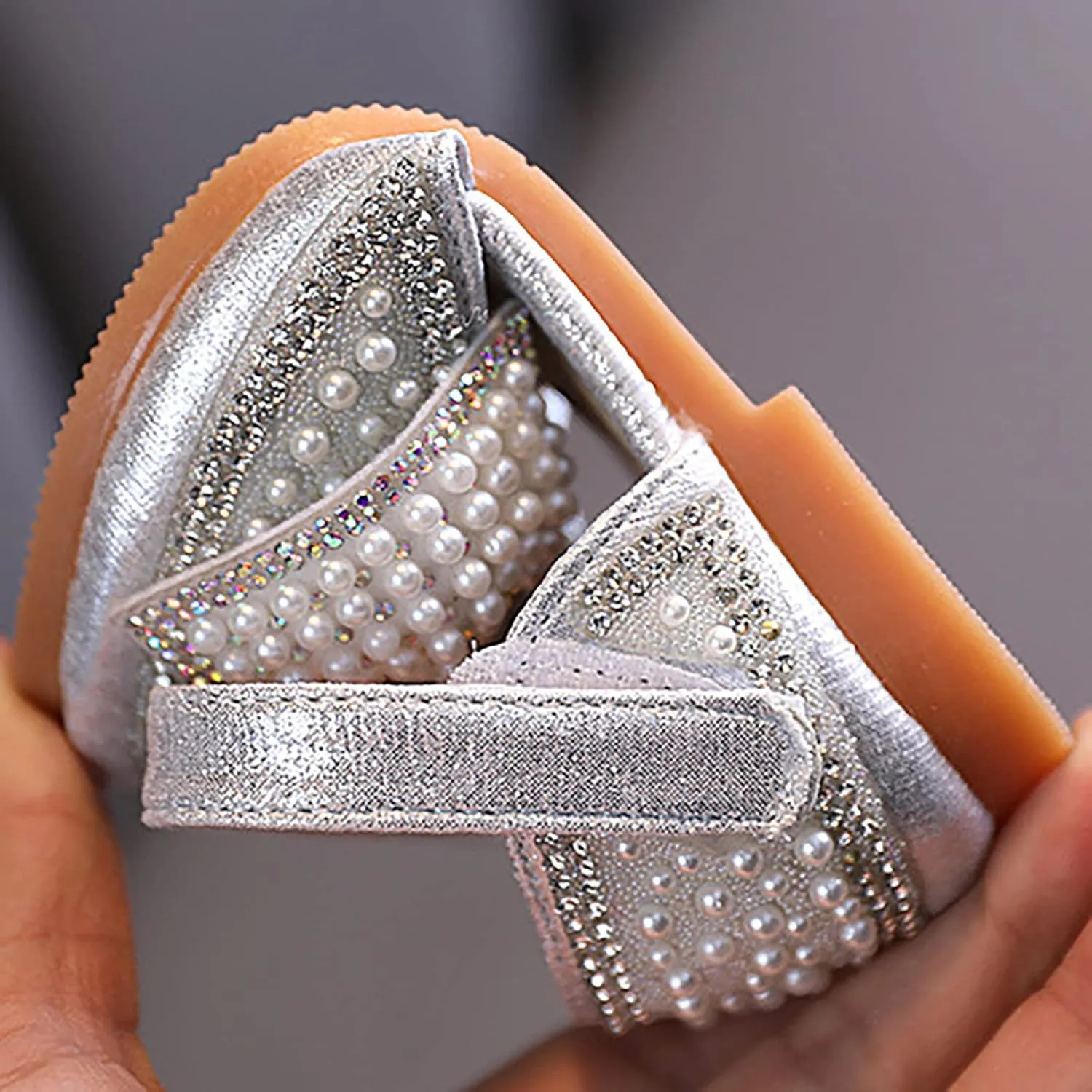 Spring And Summer Children Dance Shoes Girls Dress Performance Princess Shoes Flat Bottom Snow girls booties size