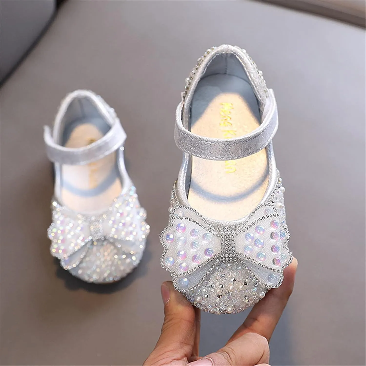 Spring and Summer Children Dance Shoes Girls Performance Princess Shoes Rhinestone Pearl Dress