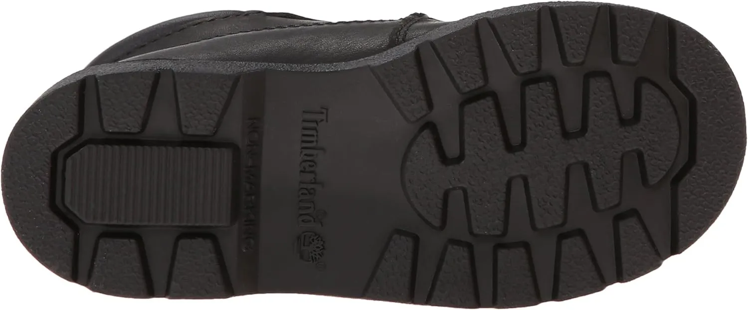 Timberland Kids' 6" Classic 3-Eye Chukka Boot