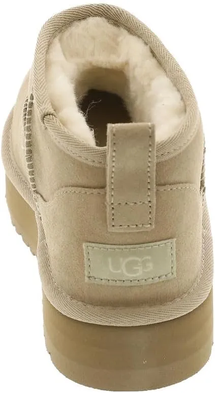 UGG Girls' Classic Ultra Mini Platform Boot